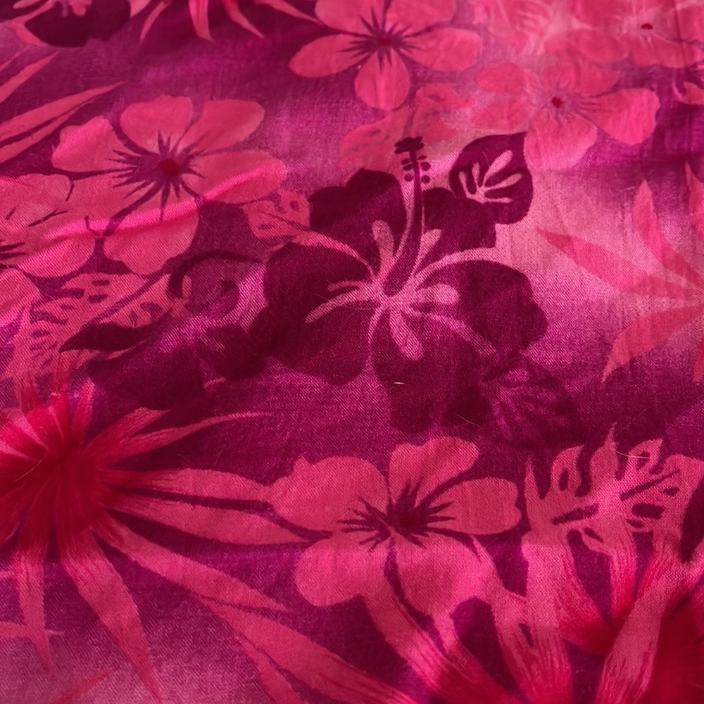 Sarong - Picture 3 of 3